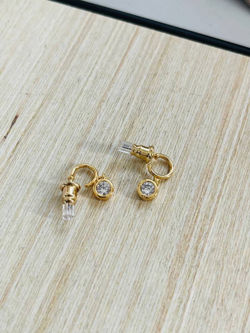 Kleine Vergoldete Hängeohrringe Mit Zitkonia Stein Goldschmuck Ohrringe Zirkonia Edler Schmuck Geschenk Für Sie von findkind