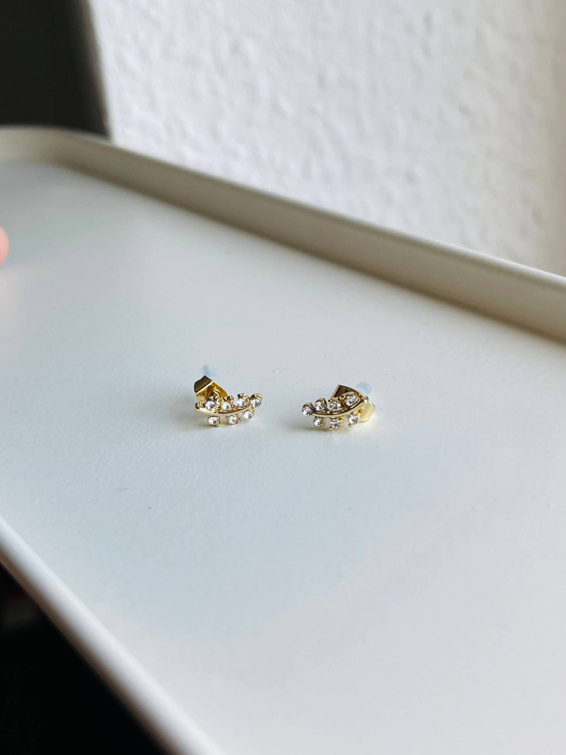 Ohrstecker Gold in Zweigform - Goldene Ast Ohrringe Mit Blättern Natur Pflanze Unweltaktivist von findkind