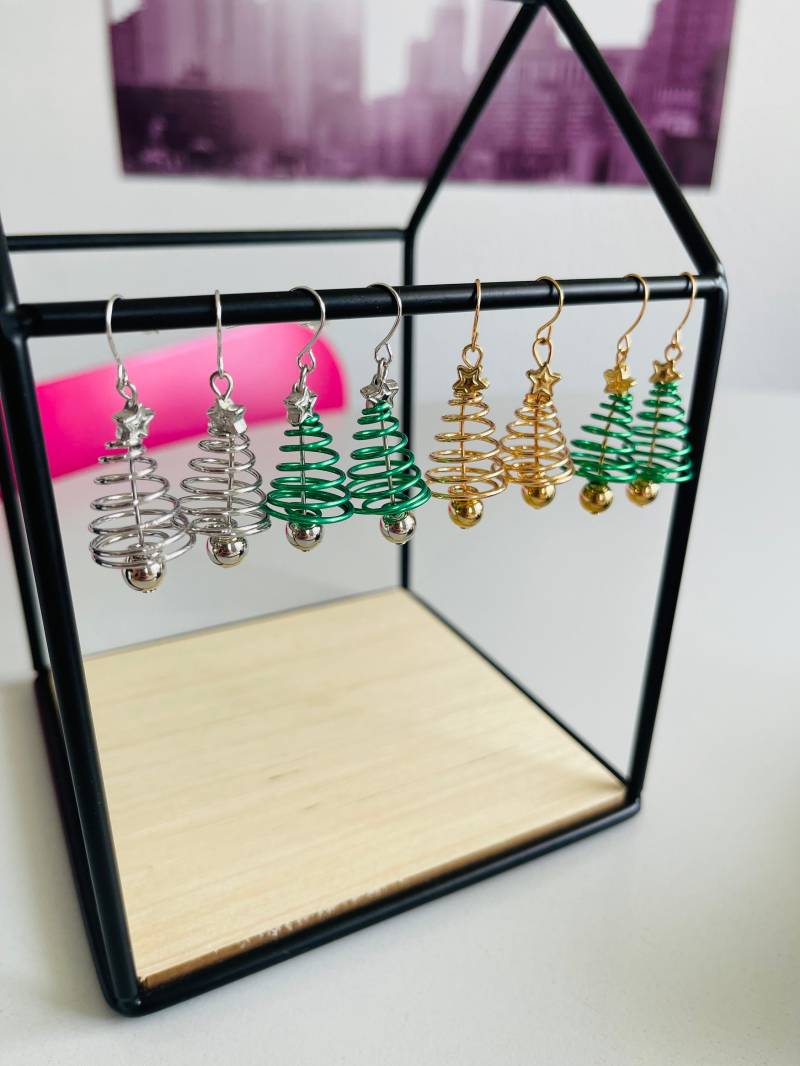 Tannenbaum Hängeohrringe Gedreht Silber Gold Grün Weihnachtlicher Ohrschmuck Geschenk Für Sie Weihnachtsgeschenk Ohrringe Weihnachten Tannenbaum Hängeohrringe Gedreht Silber Gold Grün Weihnachtlicher Ohrschmuck Geschenk Für Sie Weihnachtsgeschenk Ohrringe Weihnachten von findkind