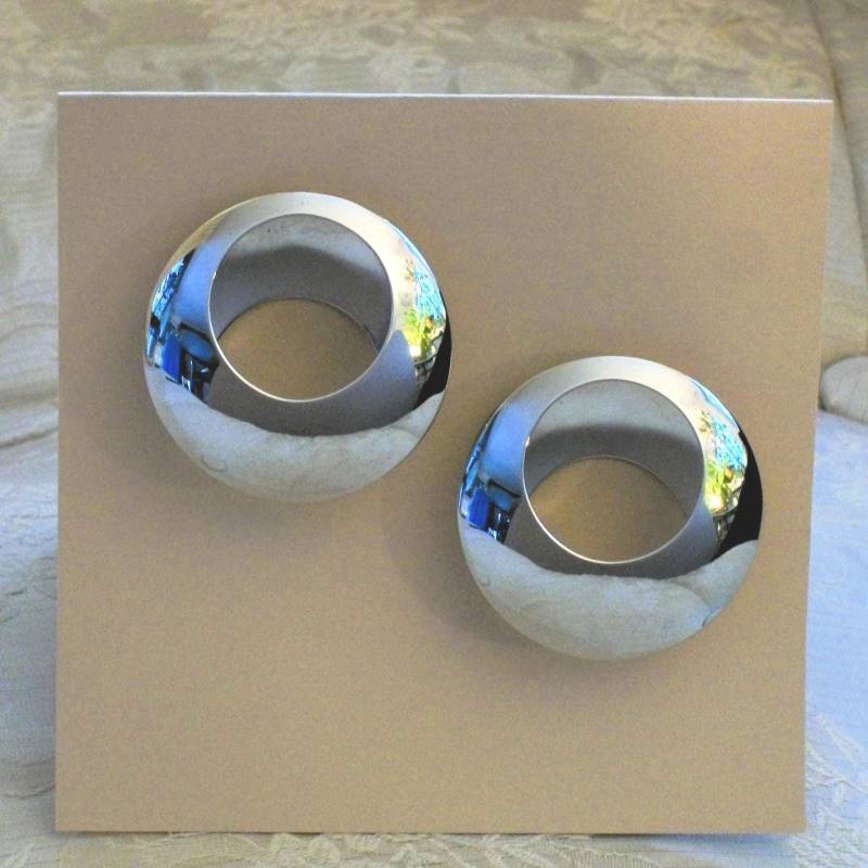 Vintage 1970Er Jahre 3D Runde Silber Ohrringe Vintage 1970Er Jahre 3D Runde Silber Ohrringe von fineartfindings
