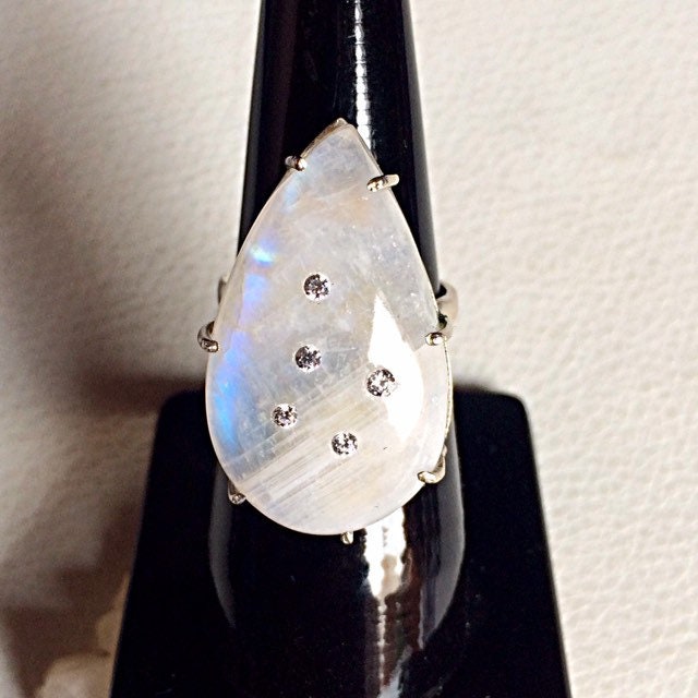 925 Sterling Silber Handmde Ring Besetzt Natürlichen Mondstein Edelstein Cabochon Mit Intarsien Cubic Zircona Schmuck One Of A Kind von finegemstone