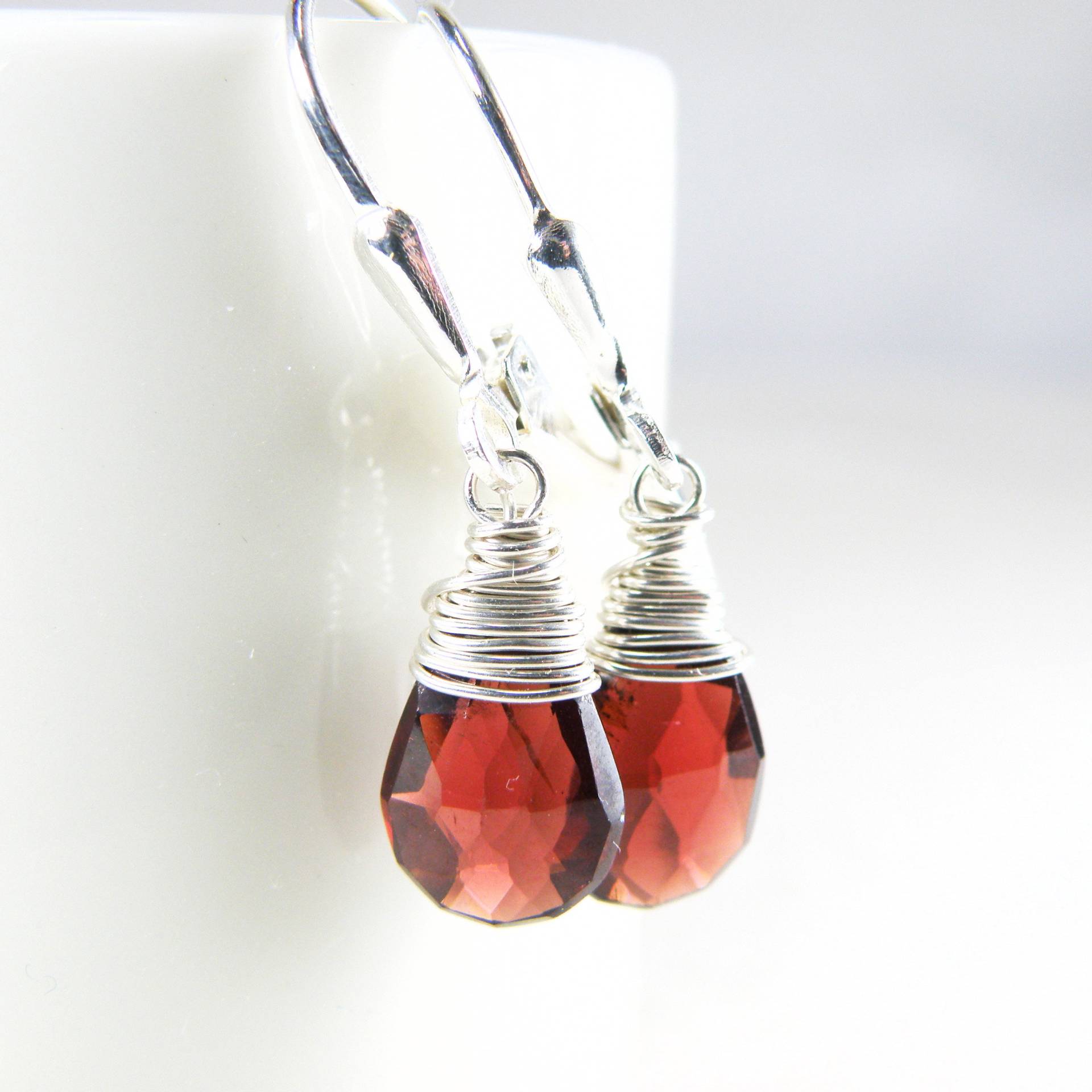 Granat Teardrop Ohrringe, Sterling Silber, Natürliche Rote Stein Baumeln Januar Geburtstagsgeschenk, Edelstein Birthstone Schmuck von fineheart