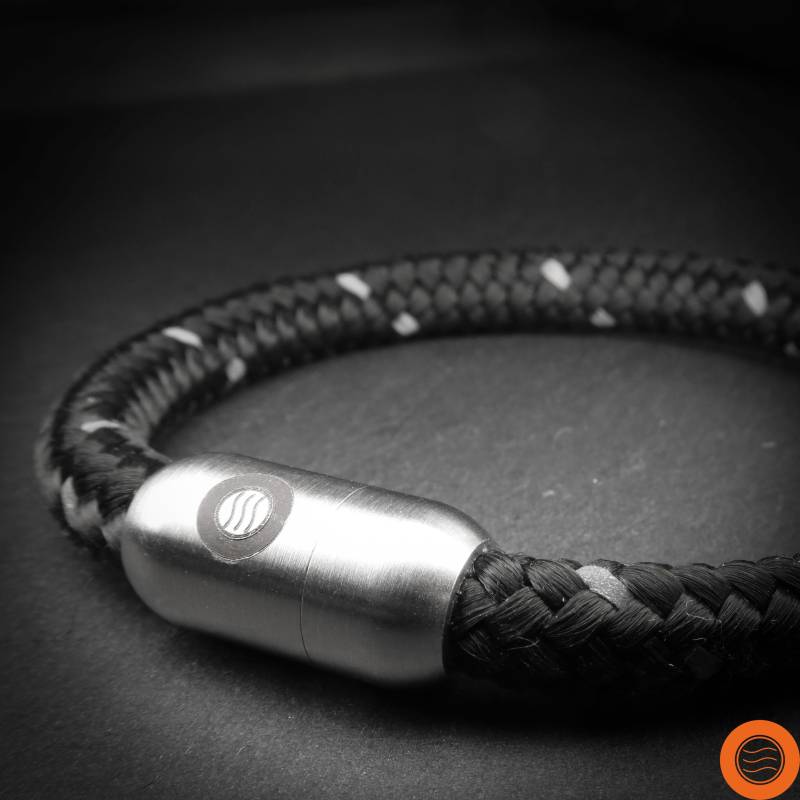 Geschenk Mann | Für Ihn Geschenke Männer Armband Schwarzes Segeltauarmband Herren Männerarmband Geschenk Mann | Für Ihn Geschenke Männer Armband Schwarzes Segeltauarmband Herren Männerarmband von fishandshipsberlin