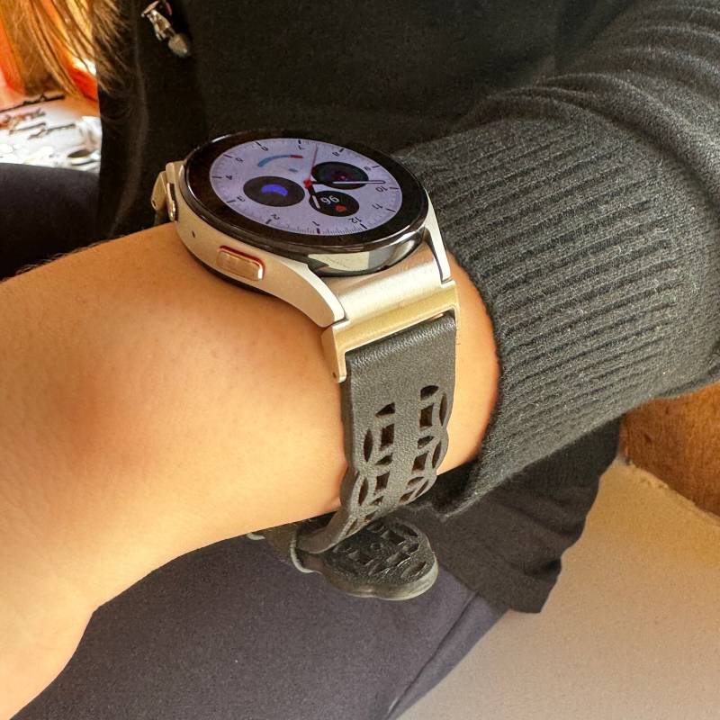 Uhrenarmband Flora Für Samsung Galaxy Und Gear Uhr - Edelstahl Schwarzes Leder Uhrenarmband Flora Für Samsung Galaxy Und Gear Uhr - Edelstahl Schwarzes Leder von fitjewelsSF