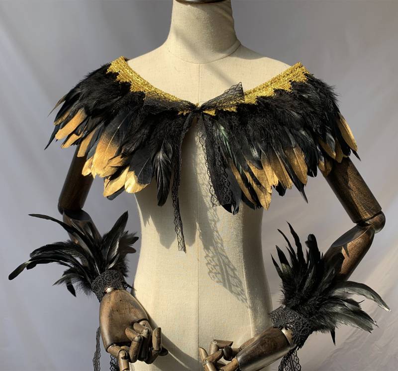 Gold Tipped Feather Epaulettes Carnival Costume Shoulder Shrug Wrap von fkcraftfeather