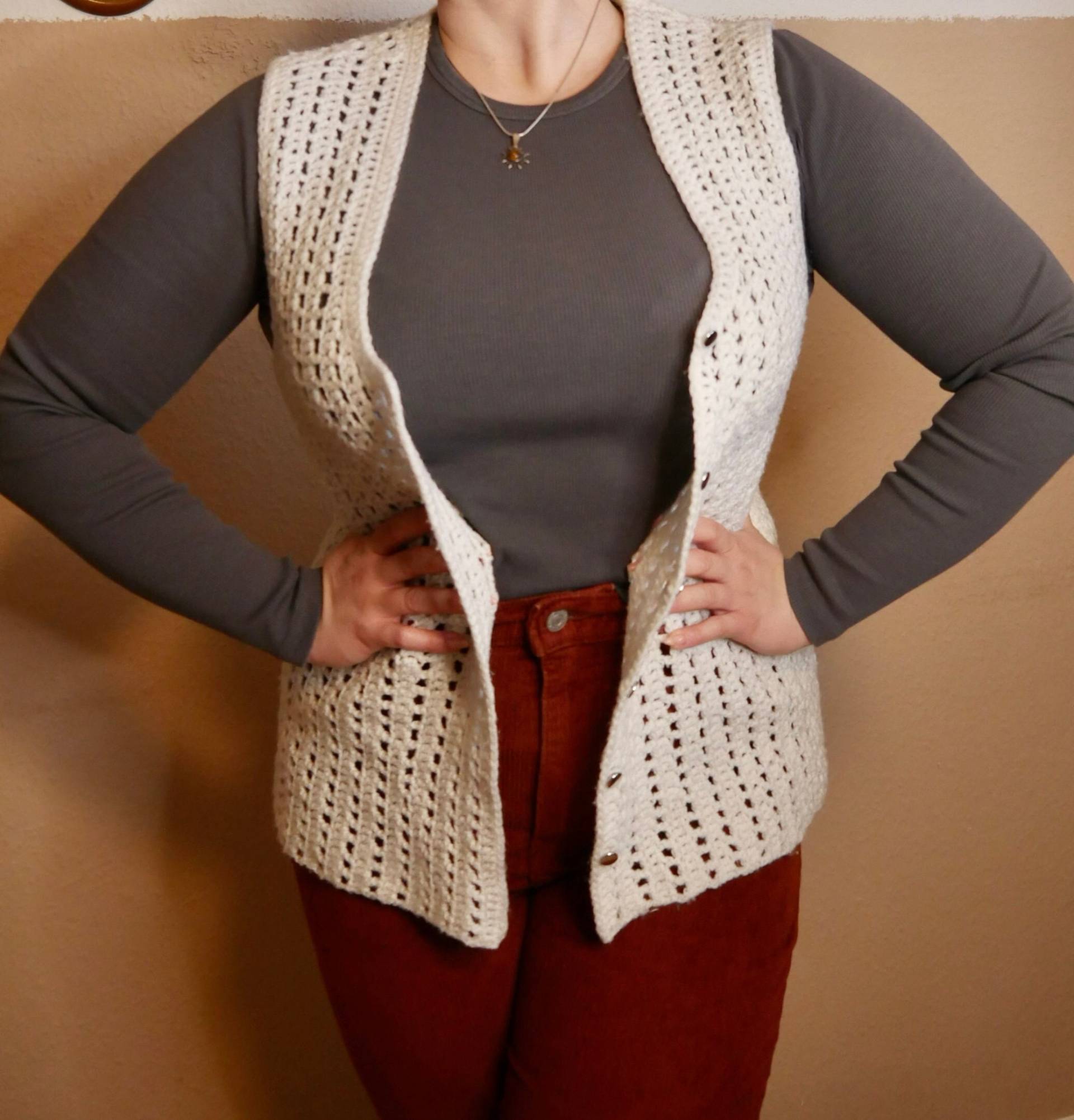 Handmade Retro White Strick Weste Crochet Cardigan Selfmade Vintage Jacket Handmade Retro White Strick Weste Crochet Cardigan Selfmade Vintage Jacket von fleurvintagefleur