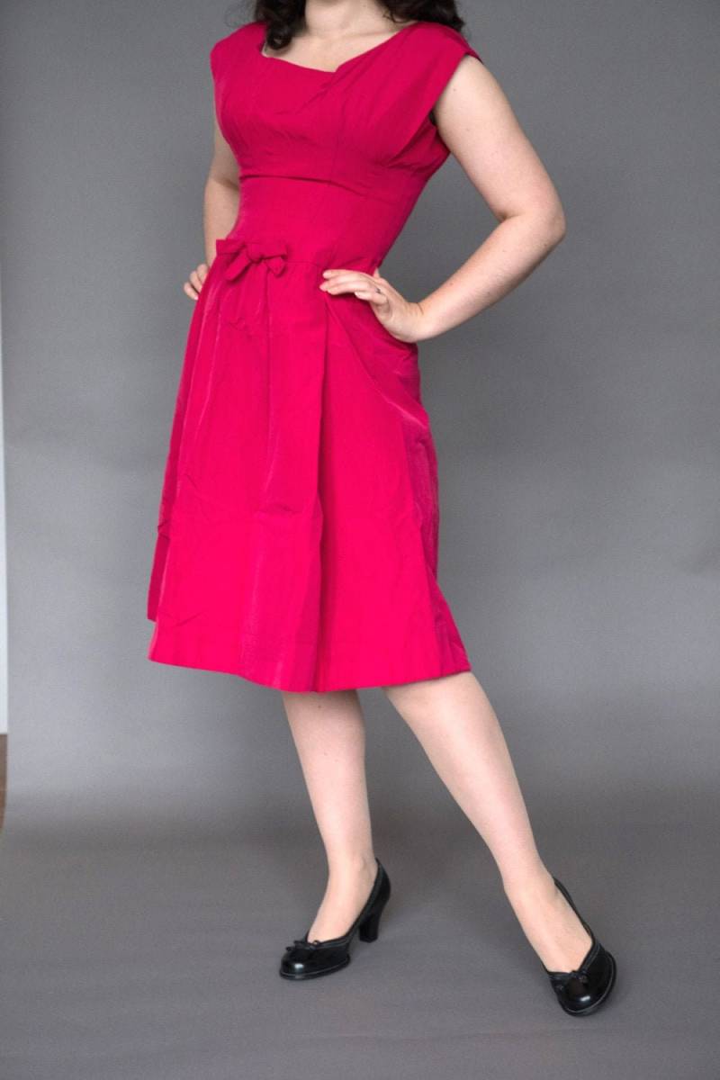 50Er Jahre Partykleid/Rot Magenta 1950S Small von flightpathvintage