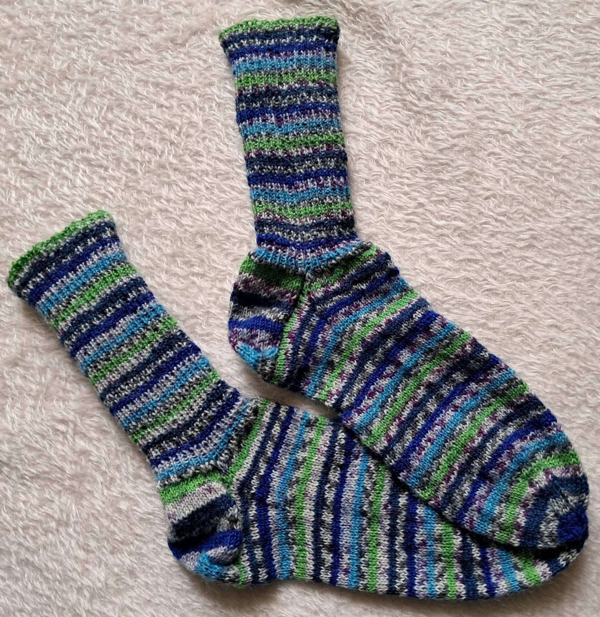 Handgestrickte Socken Gr. 42/43 Aus 4-Fach Markenwolle Handgestrickte Socken Gr. 42/43 Aus 4-Fach Markenwolle von flohsWollzirkus