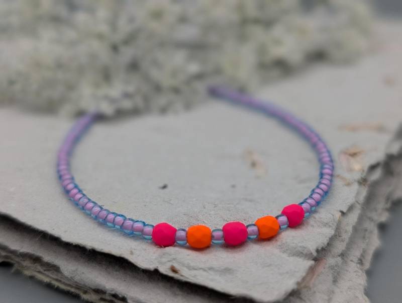 Perlenarmband Für Damen - Perlenarmbänder Geschenke Frauen Geburtstagsgeschenk Armband Aus Perlen Neon von flottelotteshop