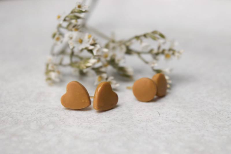 Love Verschiedene Farben // Herz Ohrringe Unikat Love Verschiedene Farben // Herz Ohrringe Unikat von flourishme