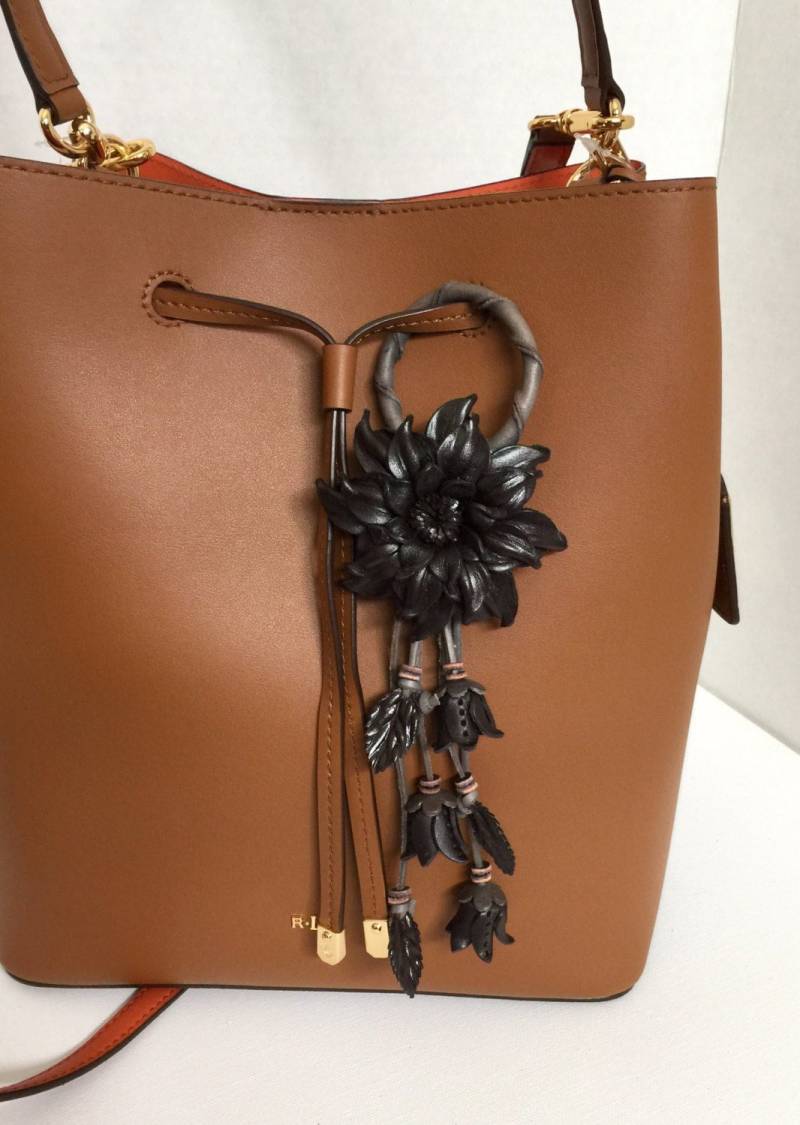 Dahlien Inspirierte Leder Geldbörse & Schlüsselanhänger in Schwarz Dahlien Inspirierte Leder Geldbörse & Schlüsselanhänger in Schwarz von flowerbyleatherE