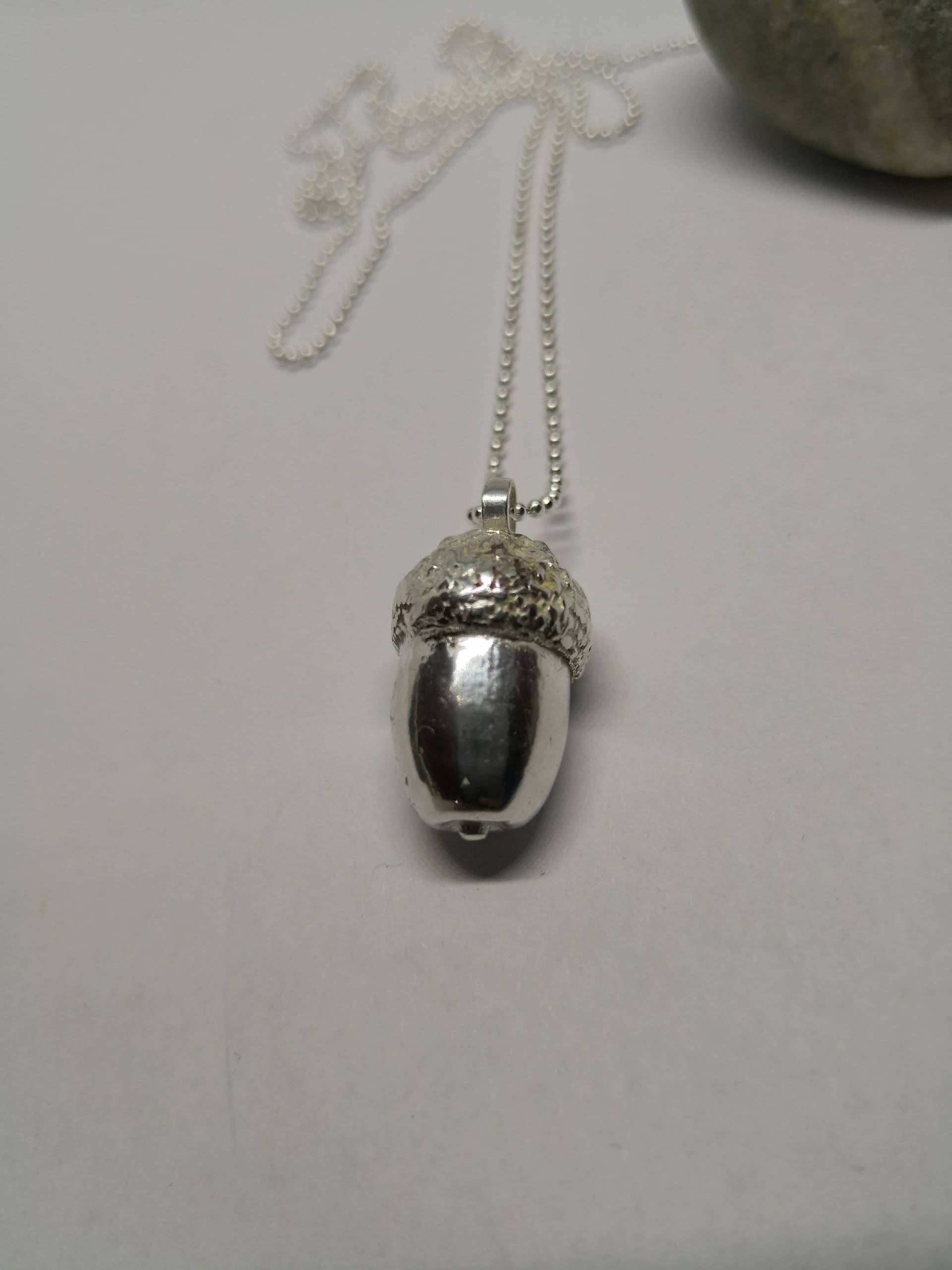 Eichel Anhänger, Geschenk Für Sie von flowerpecker