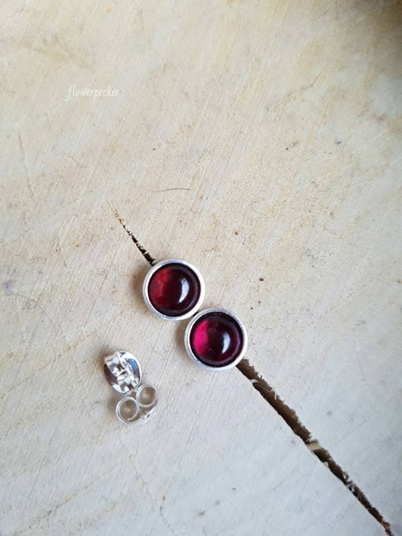 Granat Sterling Silber Ohrstecker, Januar Geburtsstein | 6 Mm von flowerpecker