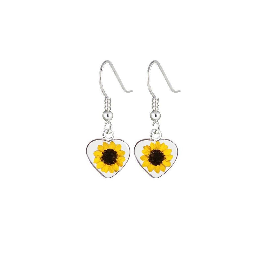 Sonnenblume Ohrringe, Kleines Herz, Transparent Sonnenblume Ohrringe, Kleines Herz, Transparent von flowersjewelrystudio