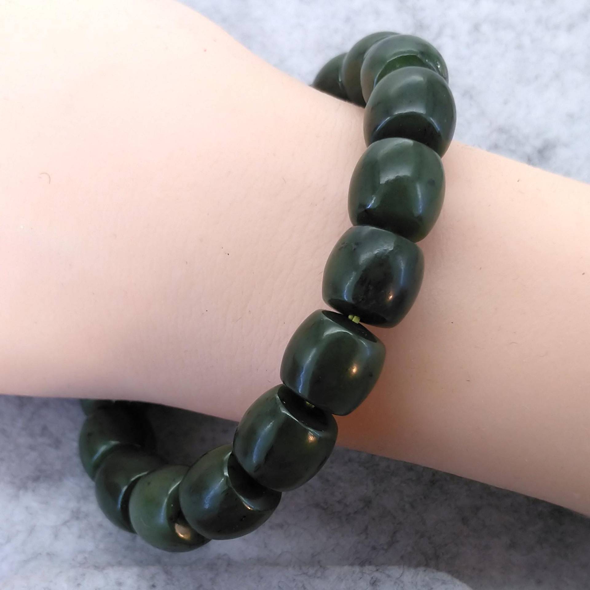 Natürliche Nephrit Barrel Bead Stretch Armband, Grüne Jade Heilung Yoga Armband von flowspring