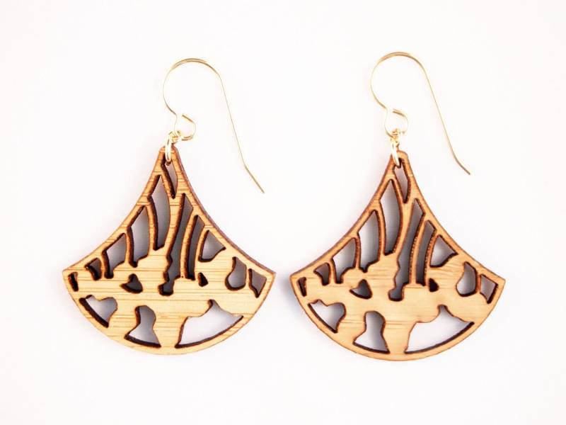 Begonie, Laser Cut Ohrringe Begonie, Laser Cut Ohrringe von foliadesignshop
