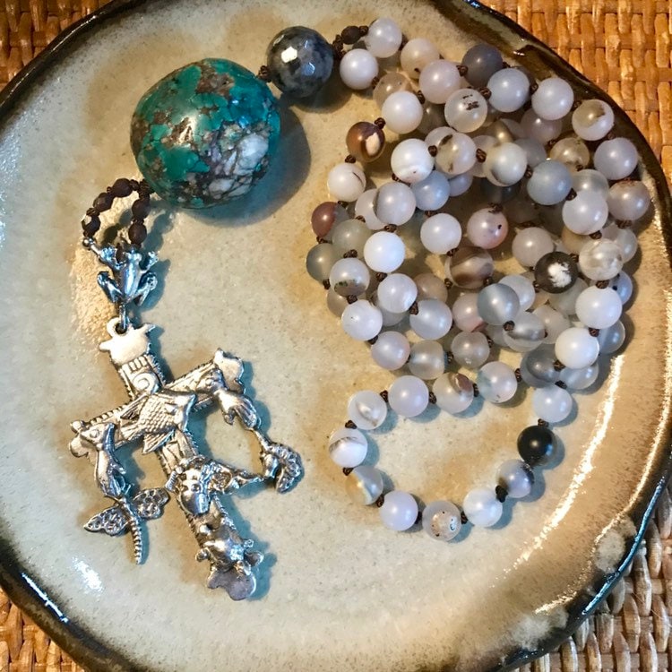 Unikat Milagro Sterling Silber Kreuz Lange Perlenkette Frosch Libelle Heiliges Herz Einhorn Fisch Unikat Milagro Sterling Silber Kreuz Lange Perlenkette Frosch Libelle Heiliges Herz Einhorn Fisch von forgivingworks