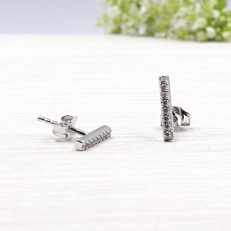 Bar-Ohrringe 925 Silber in Zirkonen Abgedeckt von foryoujewels