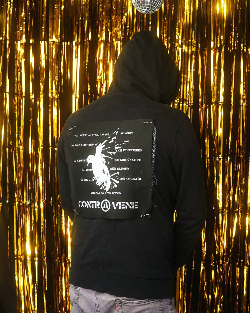 Schwarzer Contravene Backpatch von foxalive