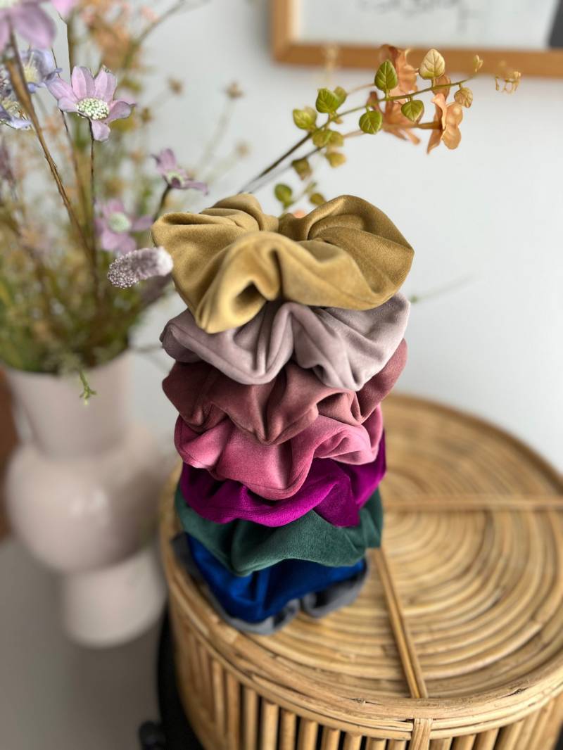 Scrunchie Haargummi Aus Samt Scrunchie Haargummi Aus Samt von foxyandme