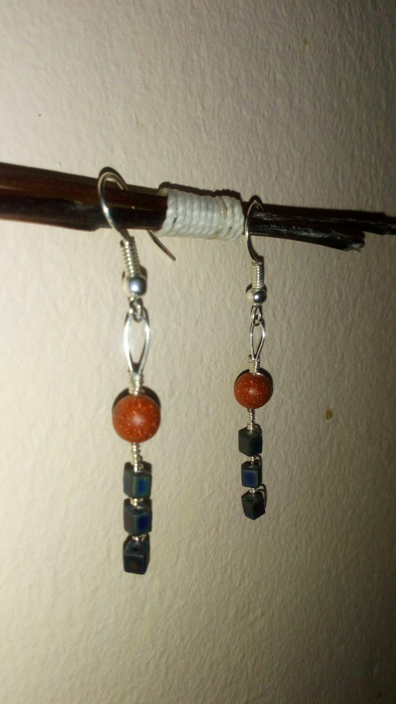 Handgefertigte Silber Vergoldet, Sandstein Und Perle Dangly Ohrringe Handgefertigte Silber Vergoldet, Sandstein Und Perle Dangly Ohrringe von franspiritjewelery