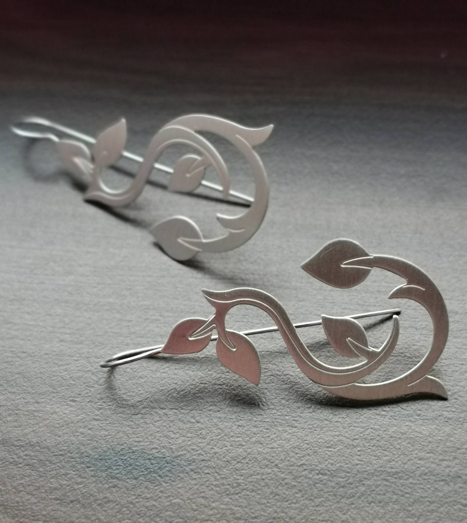 Blätter Drache in S Schwung von frenkler