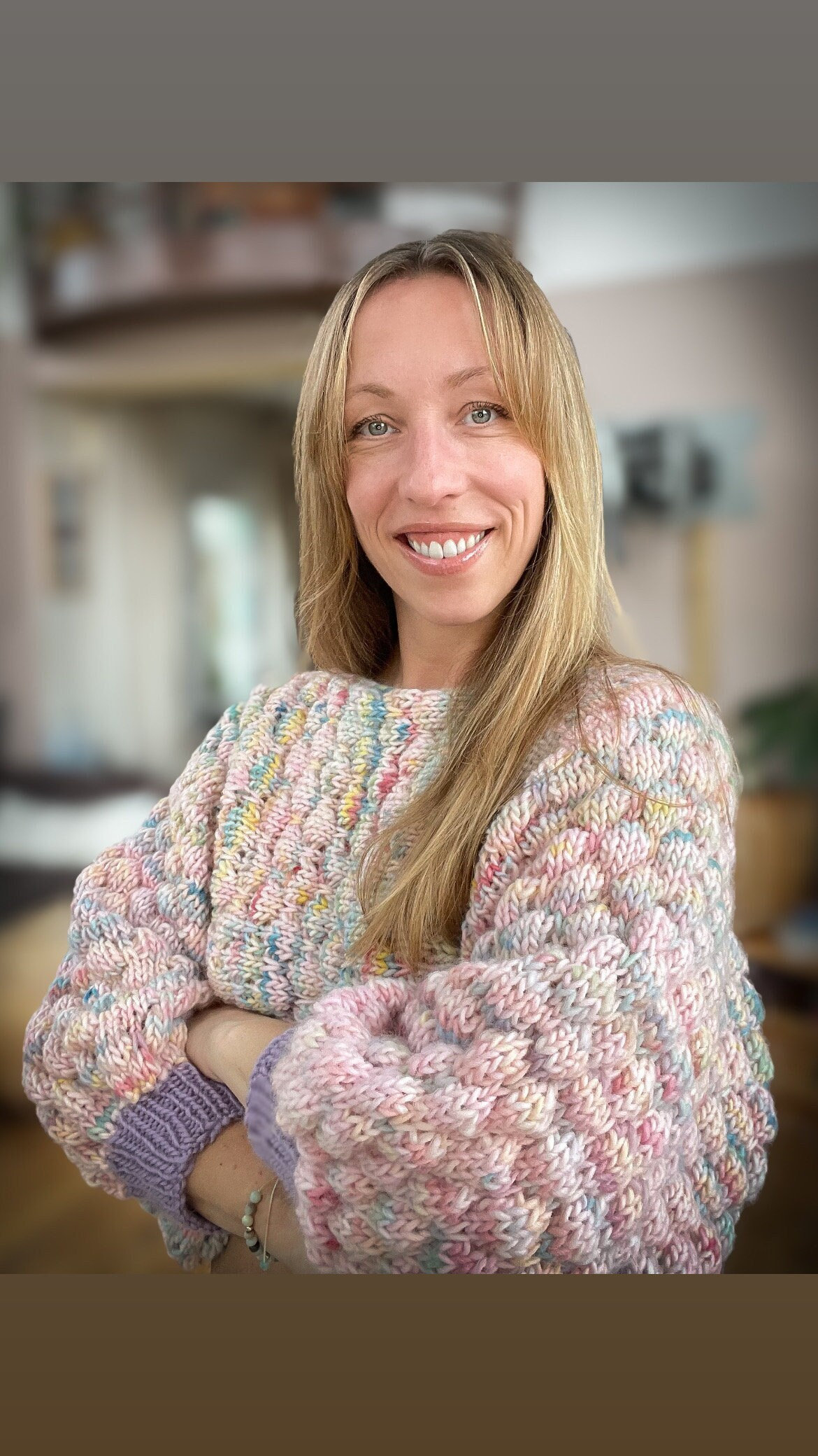 Farbenfroher Cropped Pullover Im Bubblemuster, Strickpullover, Frühling, Sommer, Bauchfrei Farbenfroher Cropped Pullover Im Bubblemuster, Strickpullover, Frühling, Sommer, Bauchfrei von friedensstern