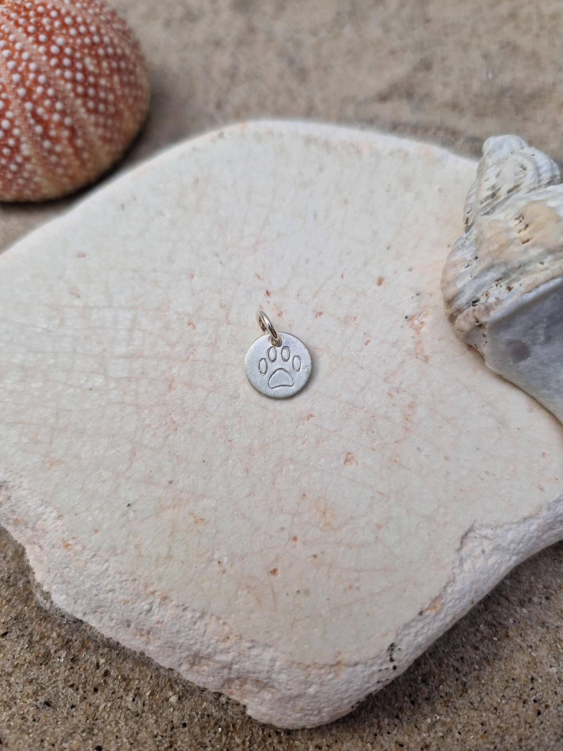 Anhänger Pfote/Tatze Hundepfote 10 Mm Stamping 925 Silber Anhänger Pfote/Tatze Hundepfote 10 Mm Stamping 925 Silber von frogschmuckdesign