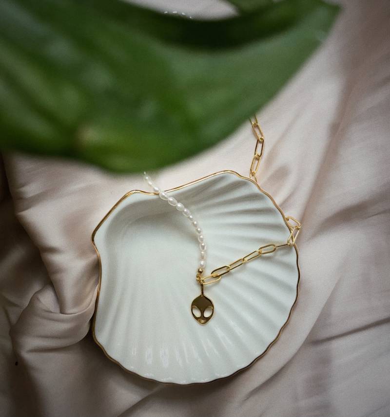 Bicycle Necklace Alien Bicycle Necklace Alien von frolleinperle