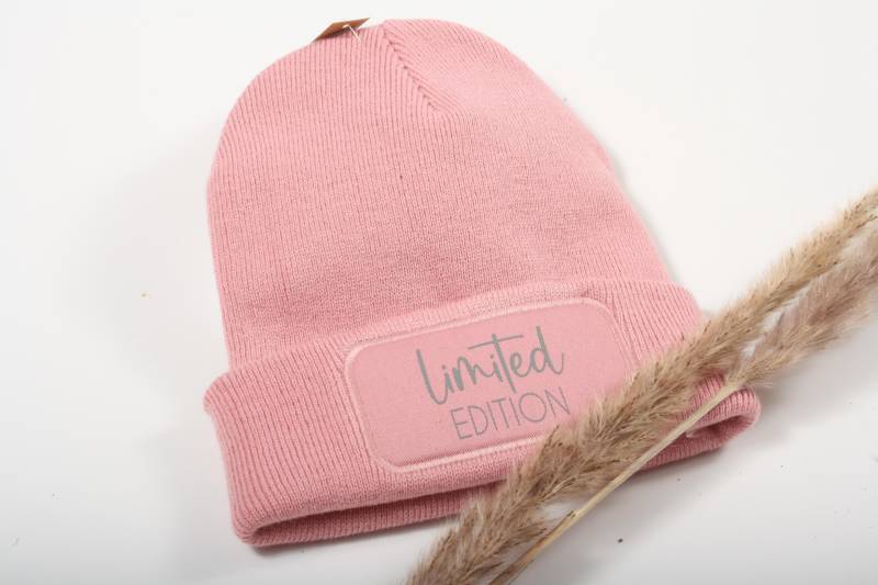 Beanie Personalisert | Mütze Mit Patch Personalisiert Wintermütze Kinder Erwachsene Strickmütze Frechdachs von fromplotterwithlove