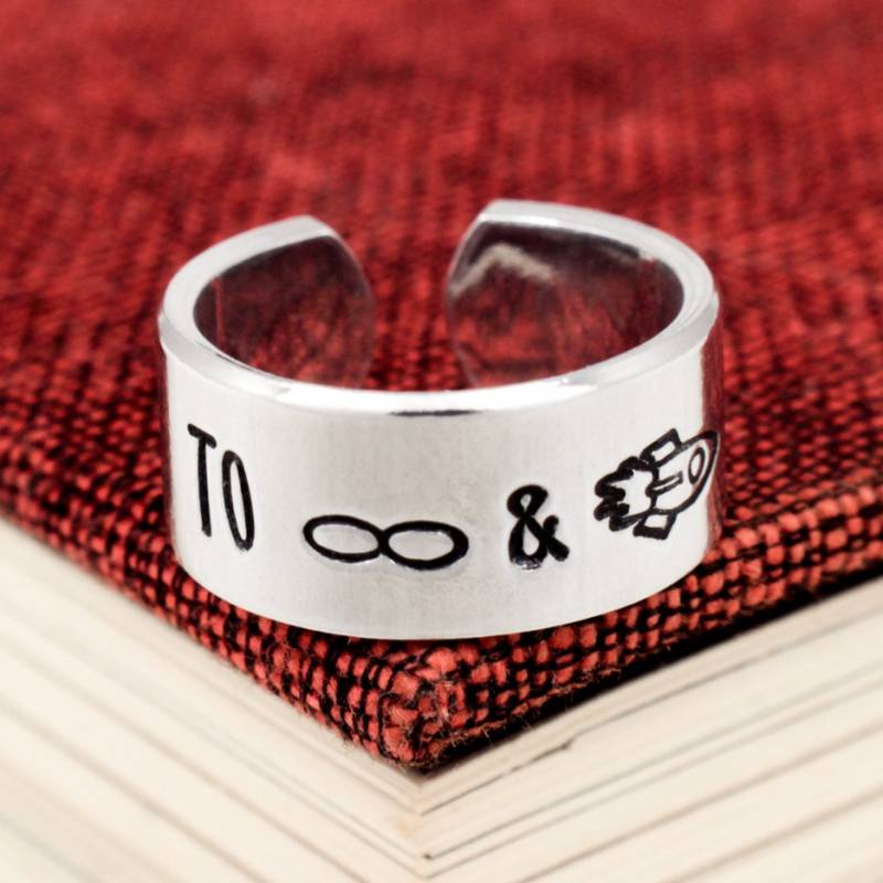 Bis Zur Unendlichkeit Und Jenseits Symbole Ring, Infinity Schmuck, Rakete von fromtheinternet