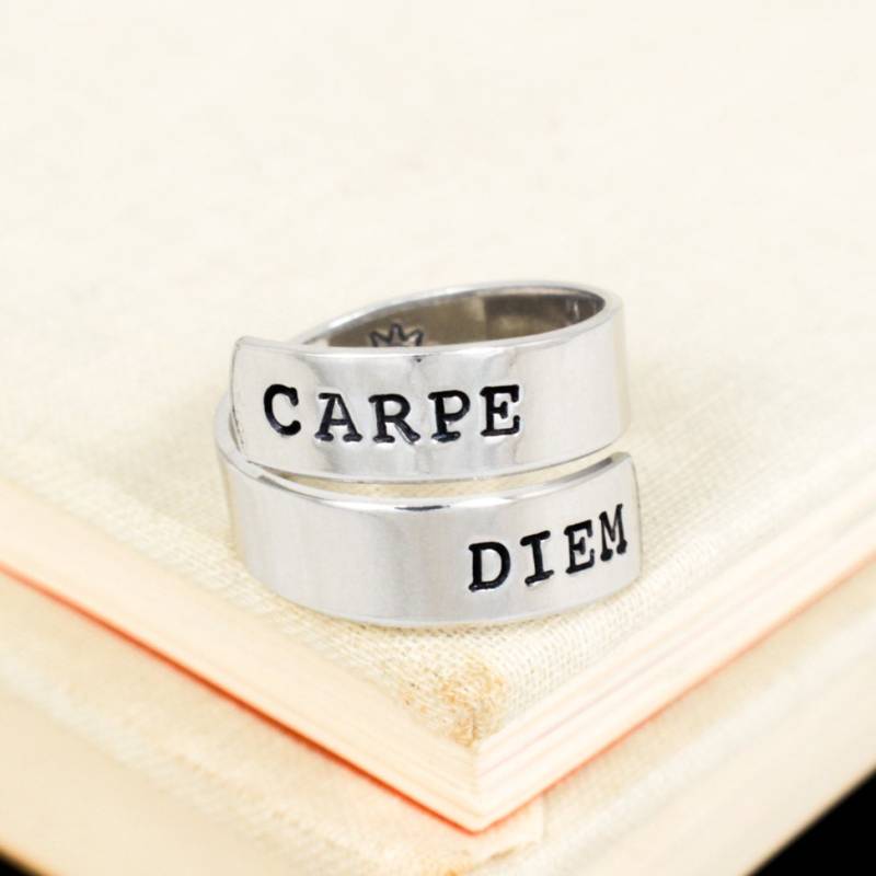 Carpe Diem Wickelring von fromtheinternet