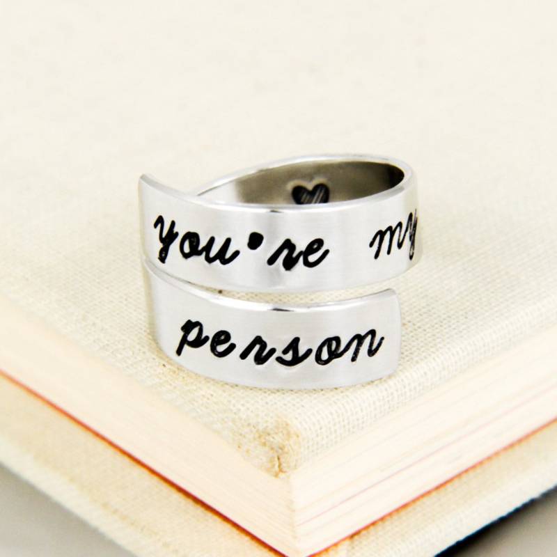 Du Bist Meine Person Ring - Verstellbarer Wickelring Aus Aluminium Du Bist Meine Person Ring - Verstellbarer Wickelring Aus Aluminium von fromtheinternet