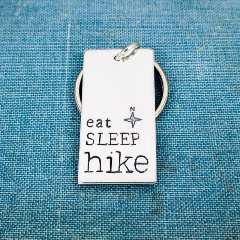 Eat Sleep Hike Schlüsselanhänger, Outdoor, Wandern, Reisen, Outdoors Eat Sleep Hike Schlüsselanhänger, Outdoor, Wandern, Reisen, Outdoors von fromtheinternet