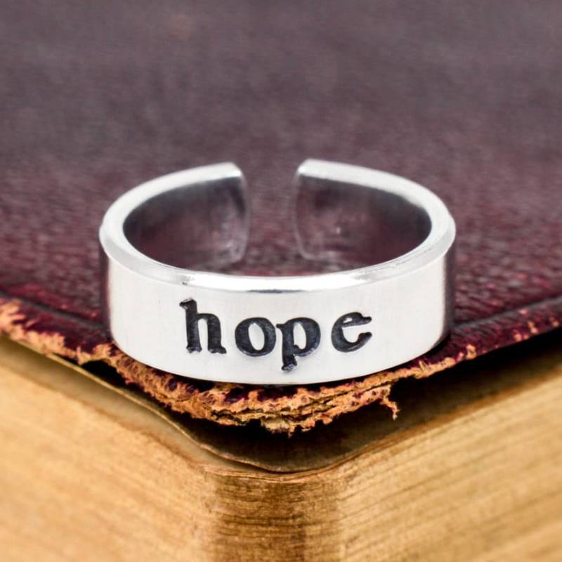 Hoffnung Ring, Affirmation Schmuck, Positivität, Verstellbare Aluminium Manschette Ring von fromtheinternet
