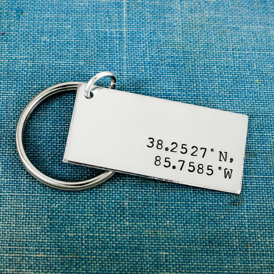 Koordinaten Schlüsselbund, Benutzerdefinierter Jahrestag Personalisiertes Geschenk, Benutzerdefiniertes Geschenk von fromtheinternet