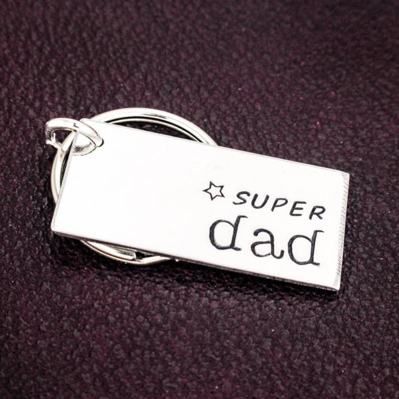 Super Dad Schlüsselanhänger, Vatertag, Geschenk Für Papas von fromtheinternet