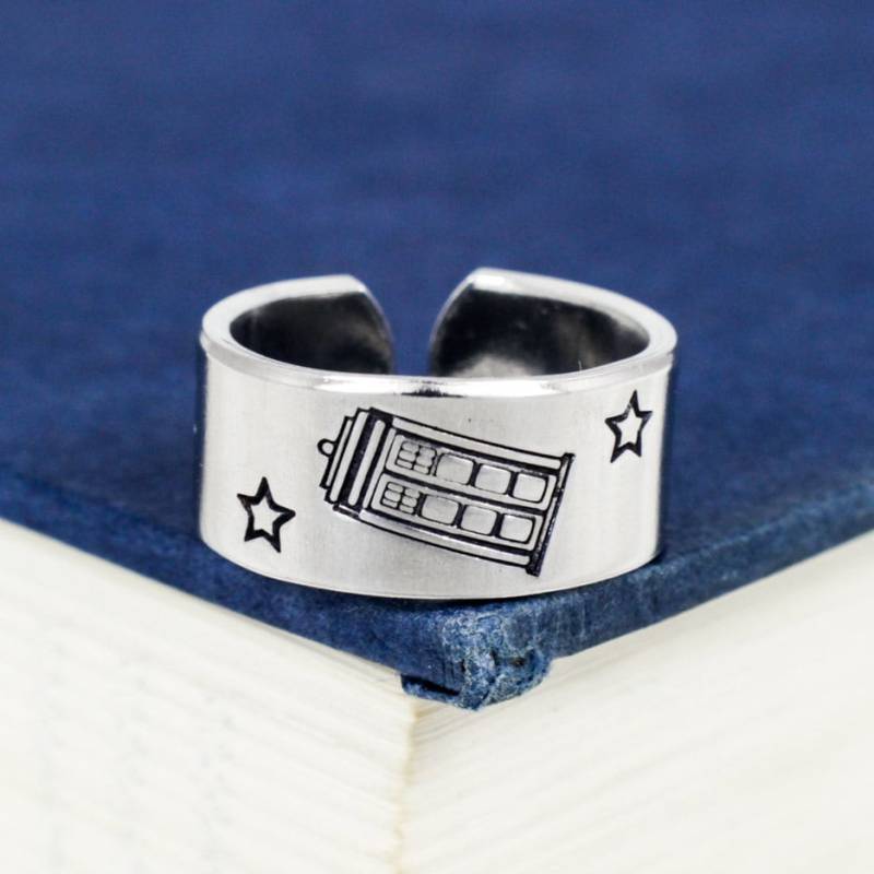 Tardis Aluminium Ring Verstellbarer Polizei Box Schmuck von fromtheinternet