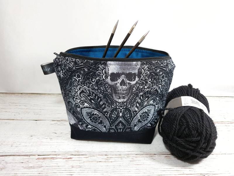 Kleine Projekttasche "Totenkopf" in 3 Größen von frostpfoetchen