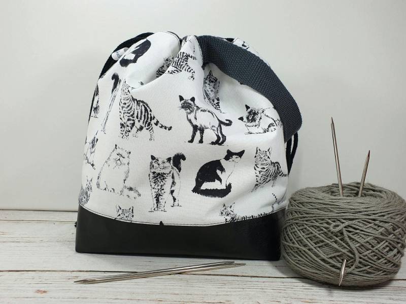 Projektbeutel "Katzen" Schwarz Mit Tunnelzug Größe M von frostpfoetchen