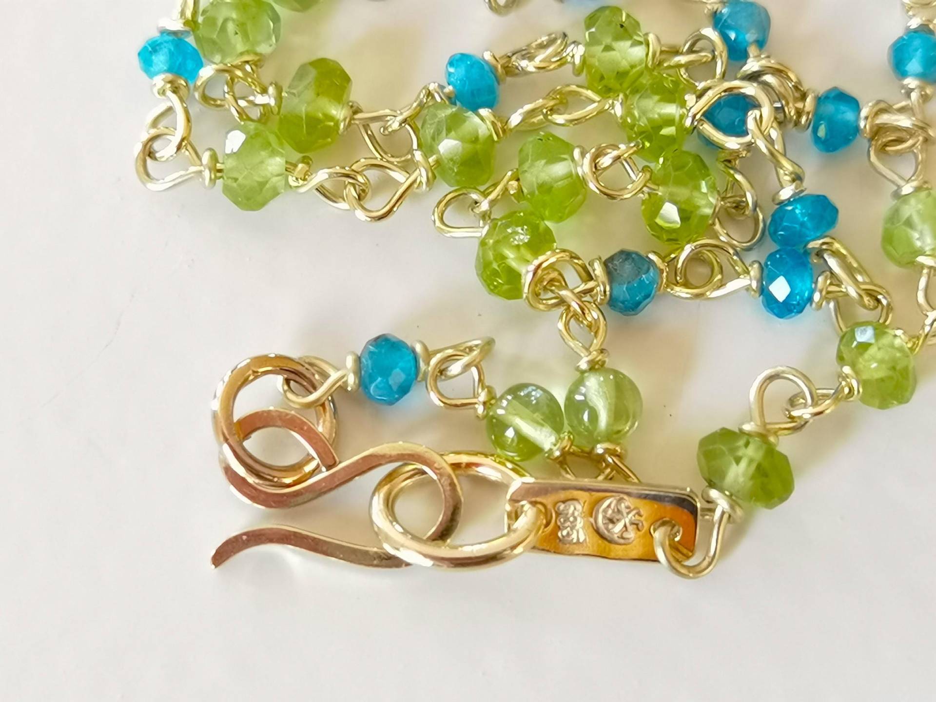 Armband Peridot Apatit 585 Er Gold von frostschmuck