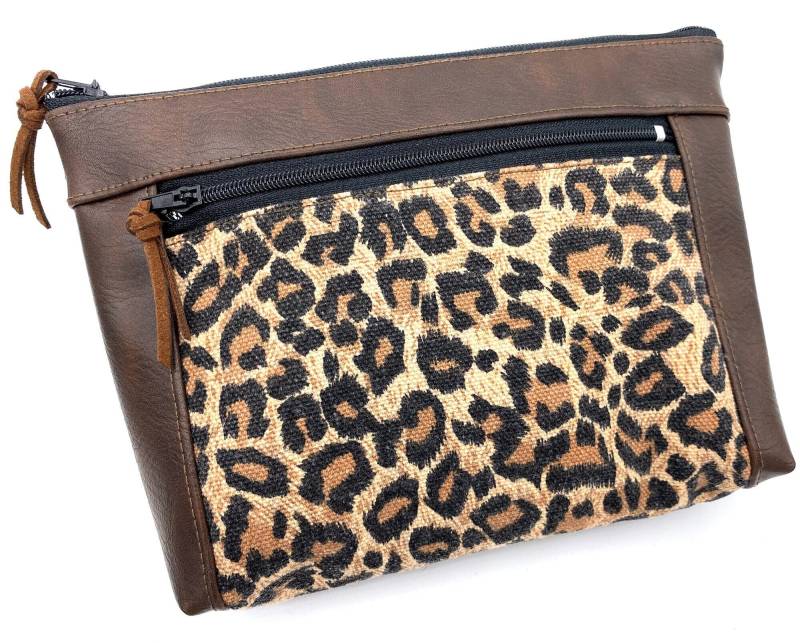 Kosmetiktasche Leo Muster Und Braunem Kunstleder Medium Mit Extra Reißverschlußfach Rockabilly Tasche Leoprint Canvas von fuersherz
