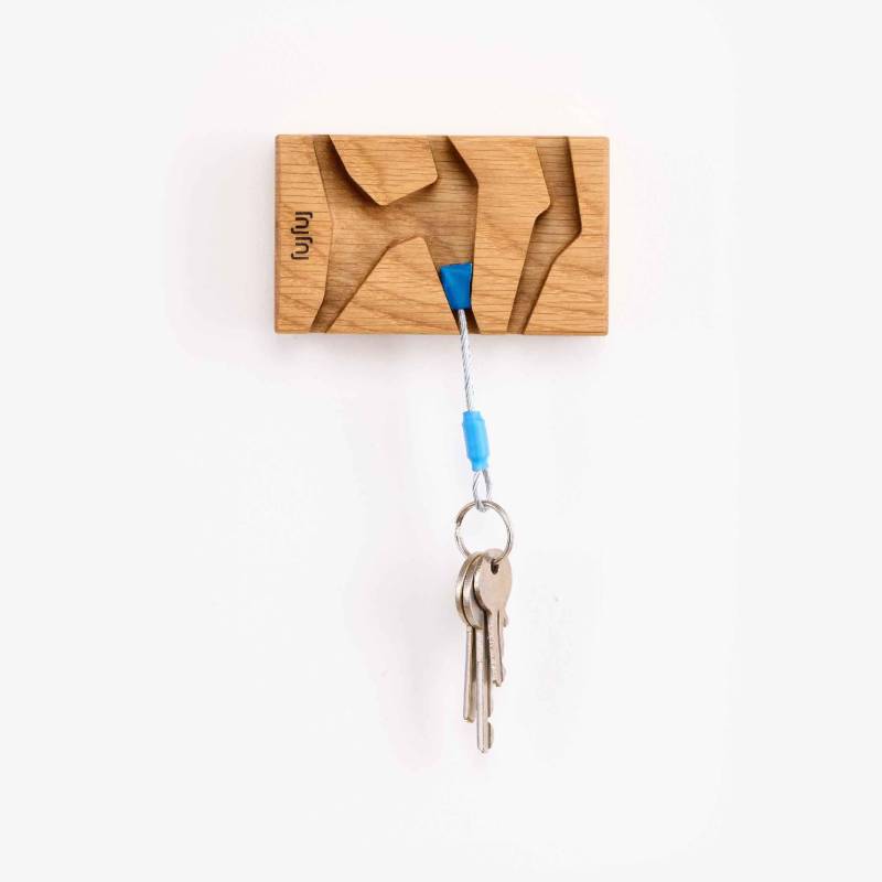Mini Schlüsselanhänger Aus Holz Für Kletterer Mini Schlüsselanhänger Aus Holz Für Kletterer von fujfujdesign