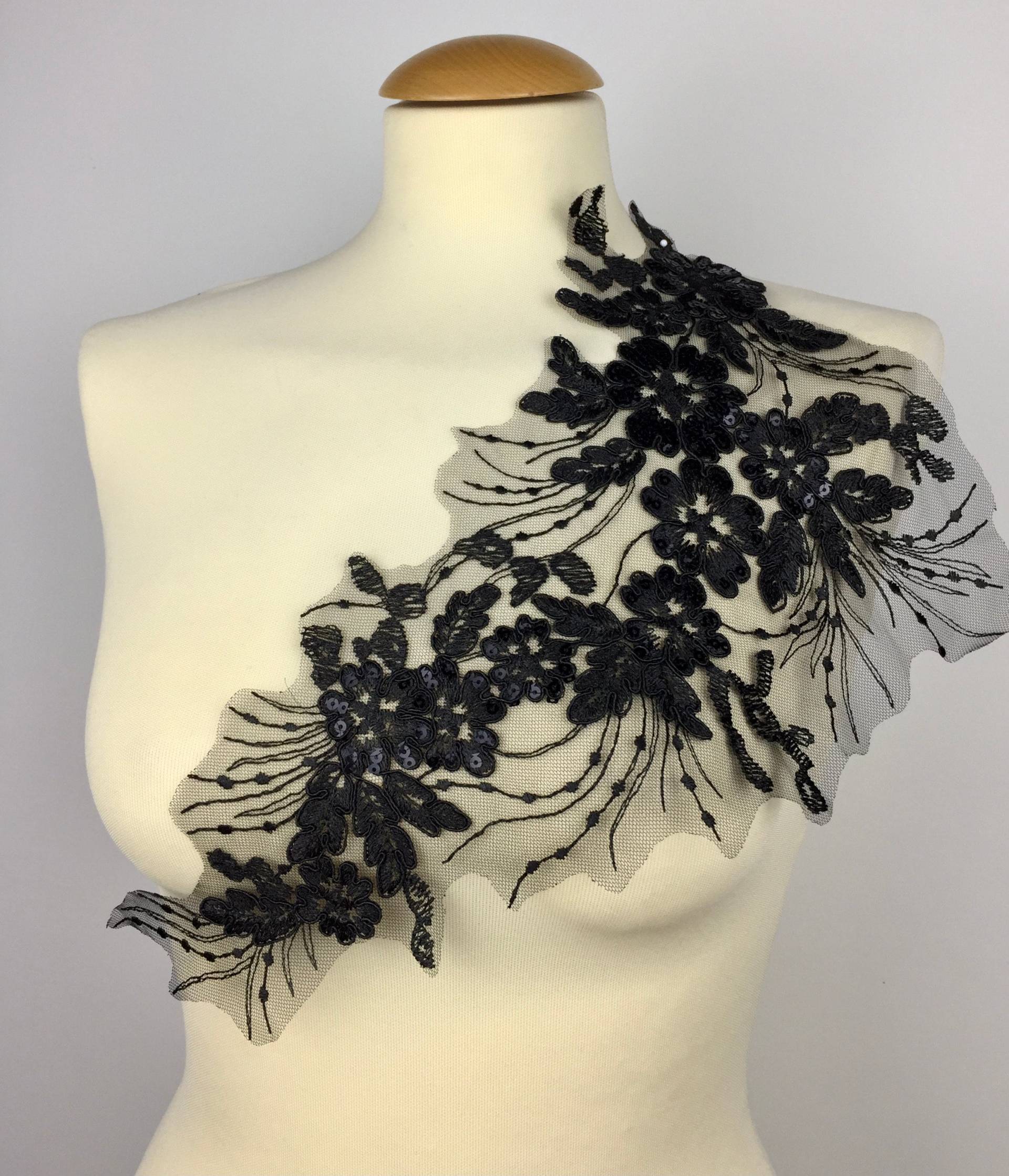 Floral Spitze Hochzeitskleid Spitzenapplikation Pailletten Patch Blume Brautkleid Abendkleid Floral Spitze Hochzeitskleid Spitzenapplikation Pailletten Patch Blume Brautkleid Abendkleid von fundtruhe