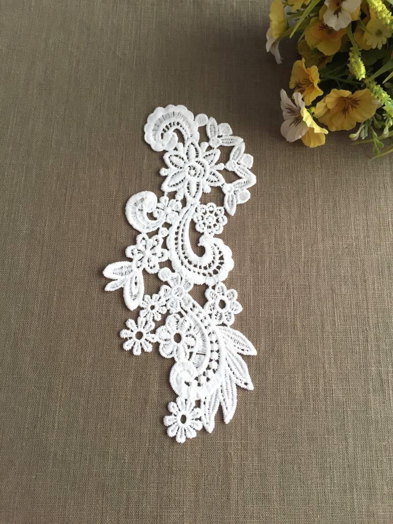 Spitzenapplikation Spitze Floral Braut Hochzeitskleid Applikation Blumendesign Milchweiß von fundtruhe