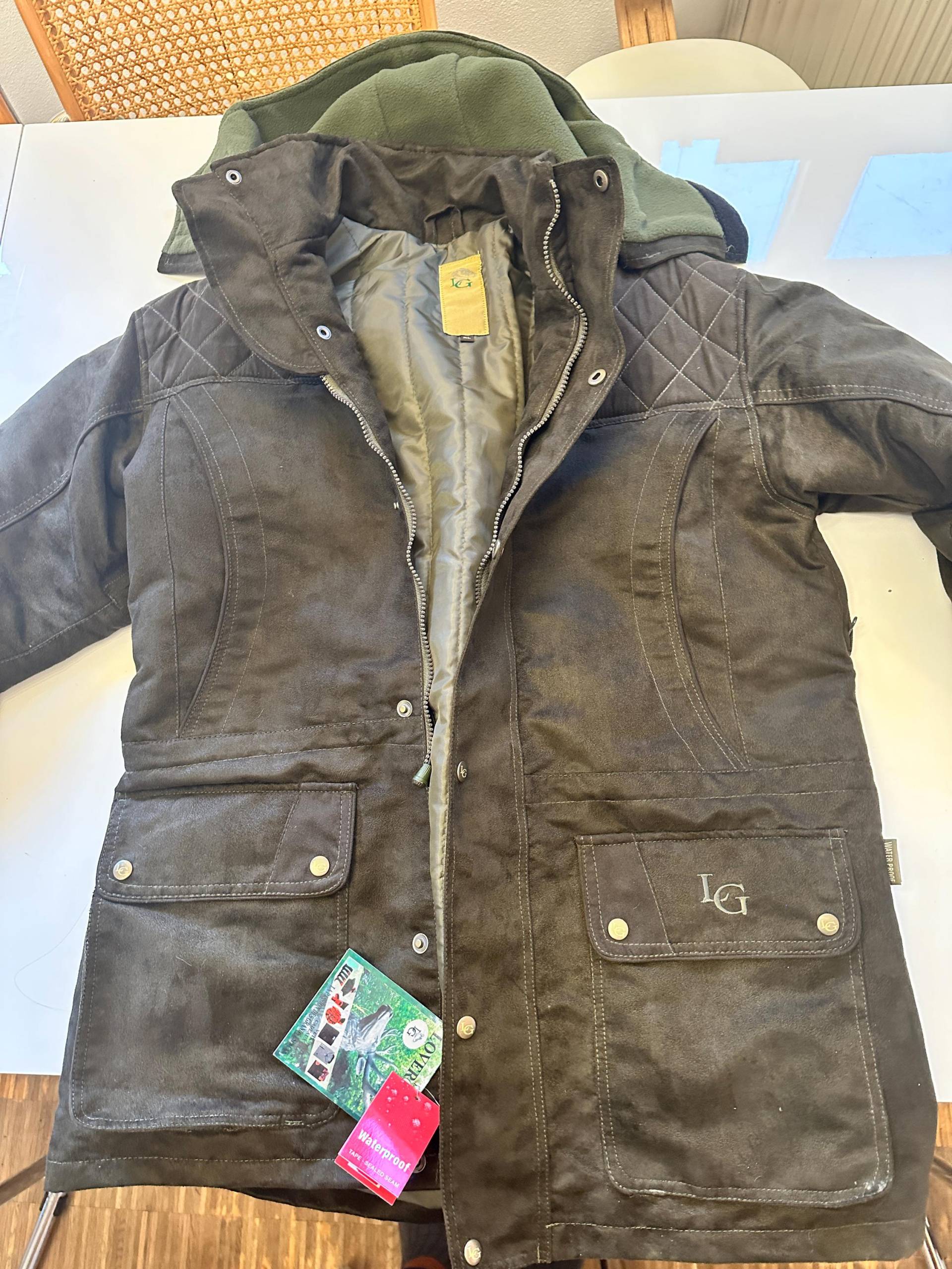 Neue Jäger Jacke Wasserdicht Lovergreen Neue Jäger Jacke Wasserdicht Lovergreen von funpotential