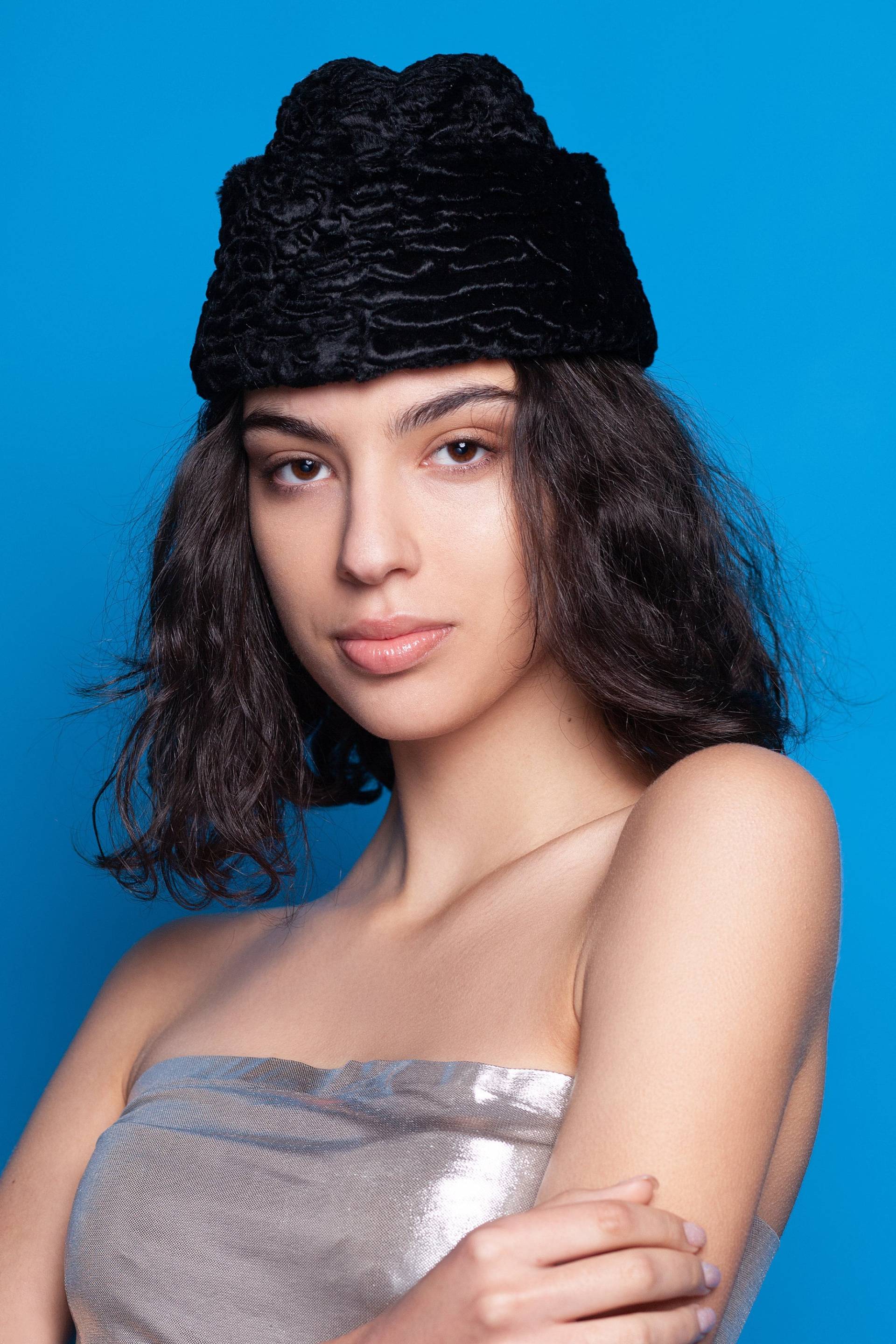 Astrakhan Kunstpelz Kappe, Doppelseitig Schiffchen Kappe von furamur