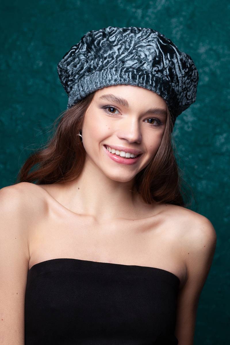 Baskenmütze - Graues Aus Tissavel Marengo Eco Fur, Wintermütze von furamur