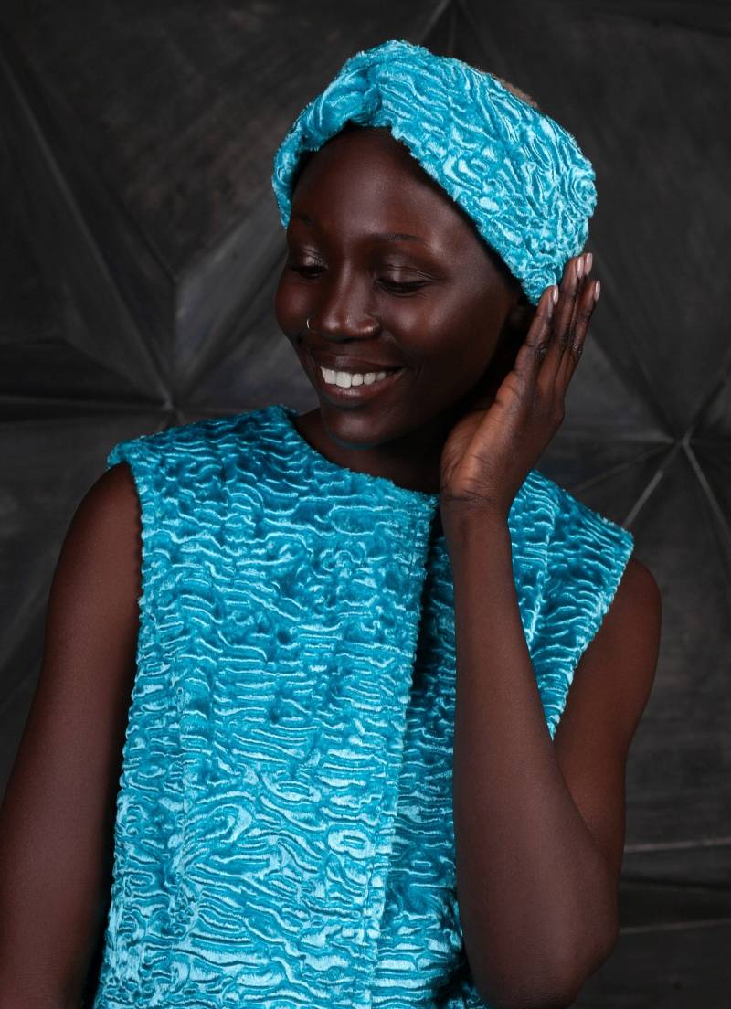 Pelzstirnband - Blauer Turban-Kopftuch Gedrehtes Kunstfell, Umweltfreundlich von furamur