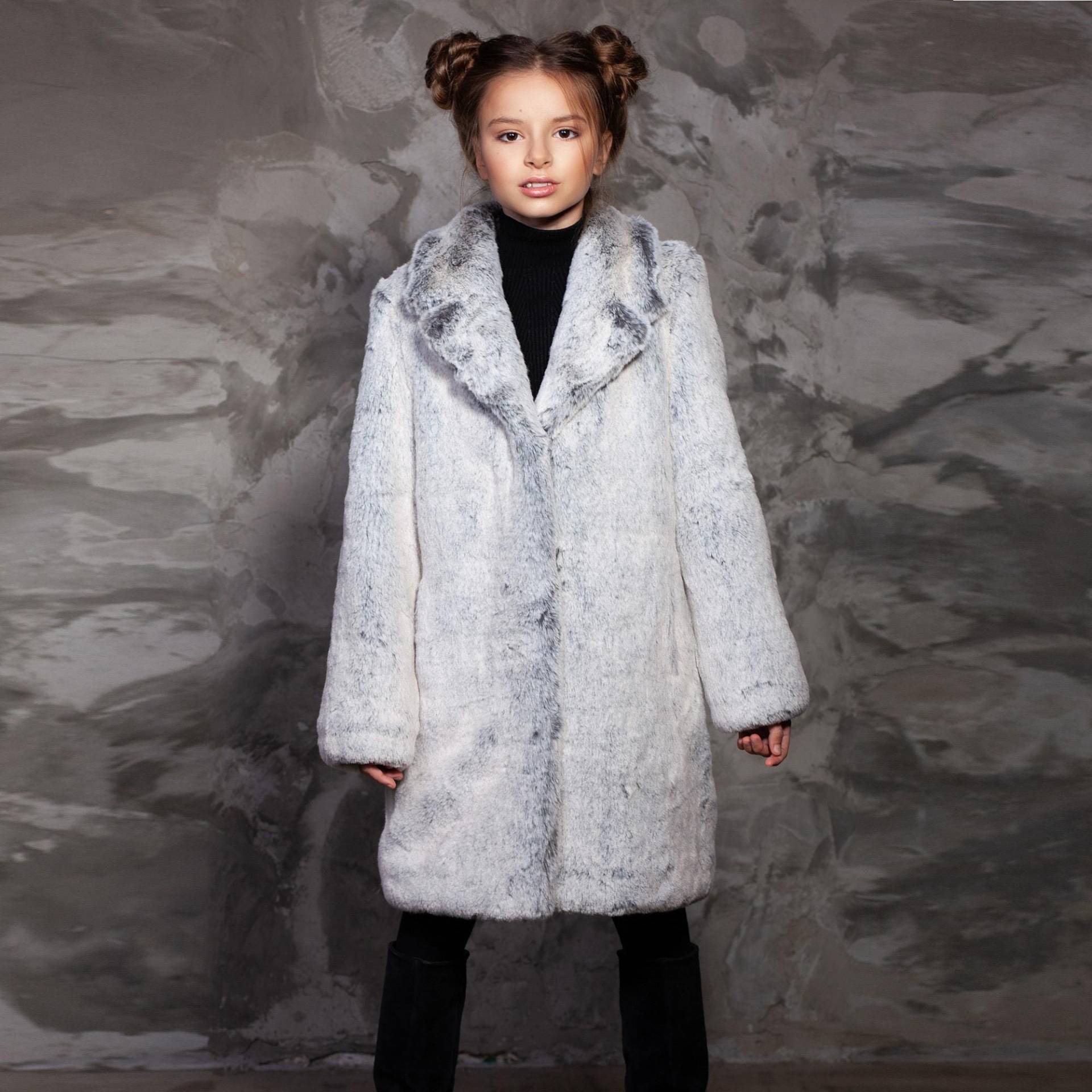 Chinchilla Kunstpelz Kinder Mantel Silber Diamant, Handgemacht von furamur